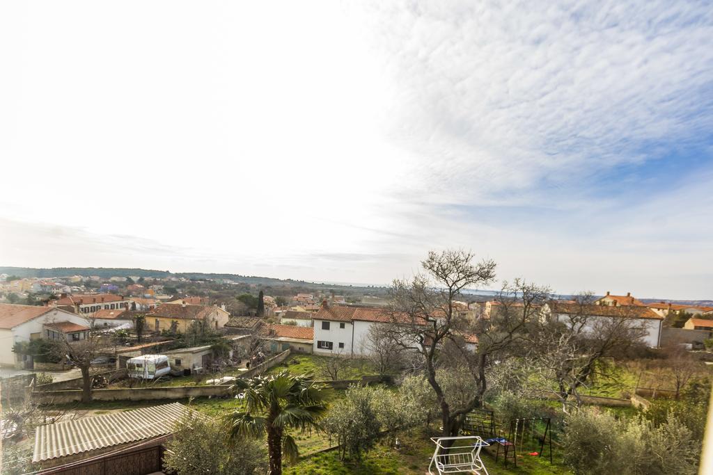 Apartments Gloria Ližnjan Εξωτερικό φωτογραφία