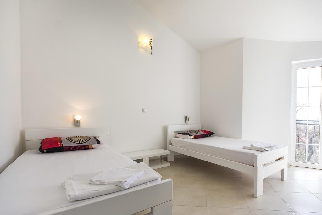 Apartments Gloria Ližnjan Εξωτερικό φωτογραφία