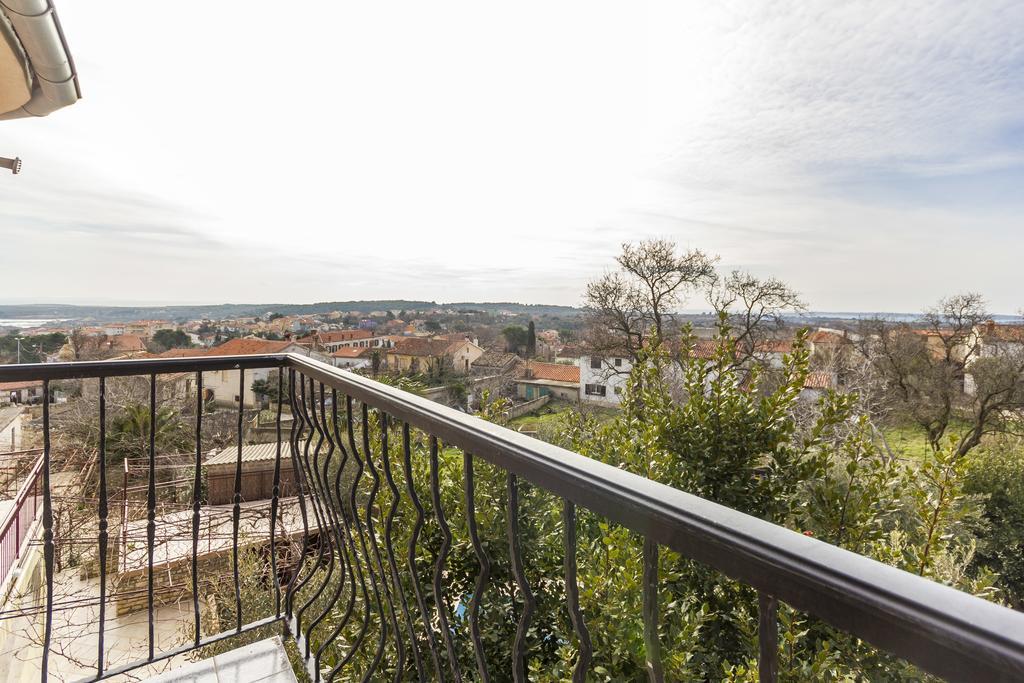 Apartments Gloria Ližnjan Εξωτερικό φωτογραφία