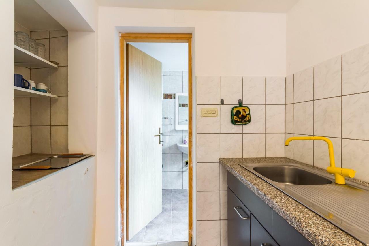 Apartments Gloria Ližnjan Εξωτερικό φωτογραφία